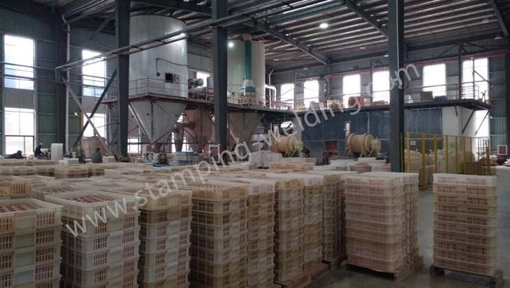 Ceramic powder mixing powder